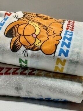 1978 Sears & Roebuck Garfield twins sheets